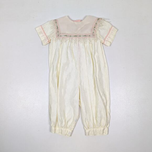 Vintage Handmade Romper Girls Size 18m Cream Bib - Picture 1 of 4